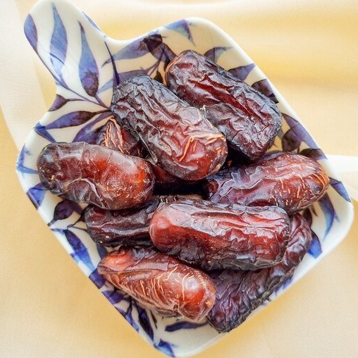 قیمت خرما پیارم درجه یک