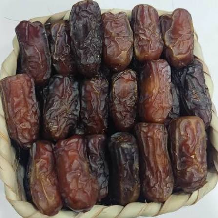 قیمت خرما پیارم درجه یک