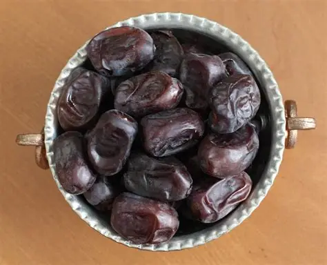 خرما مضافتی بم